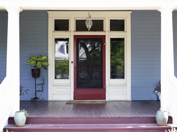 10 Ways to Add Curb Appeal in a Weekend