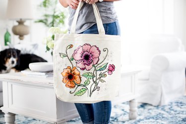 Coloring page bag